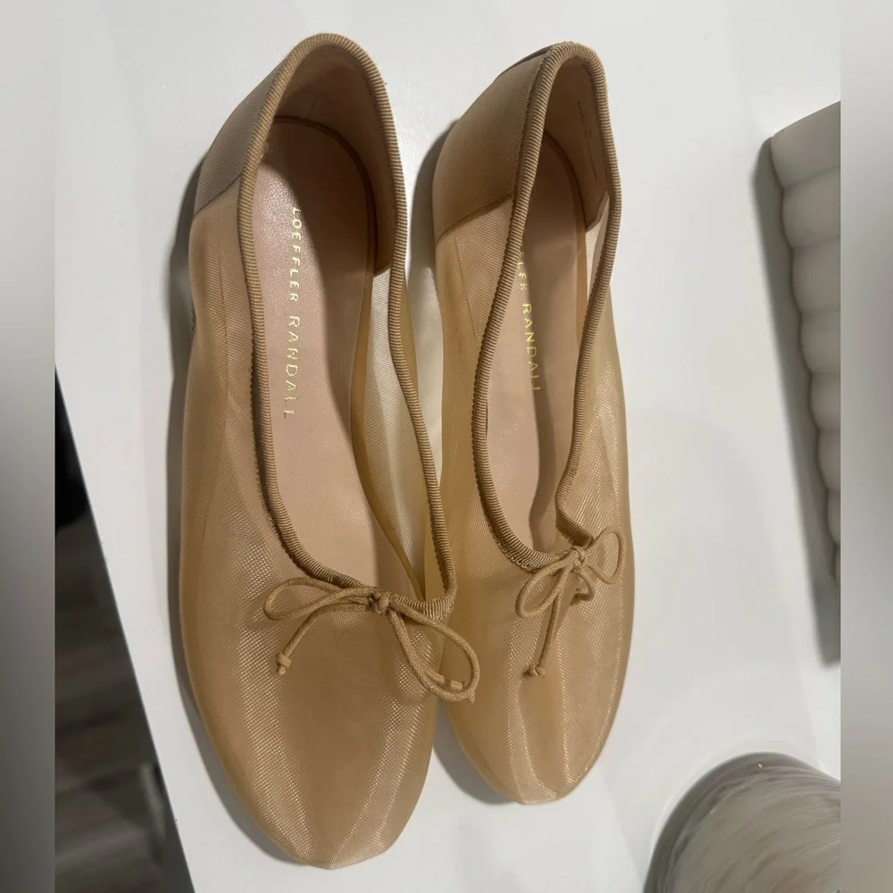 Loeffler Randall Nude Flats with Bow Detail 6.5 - Picture 2 of 7